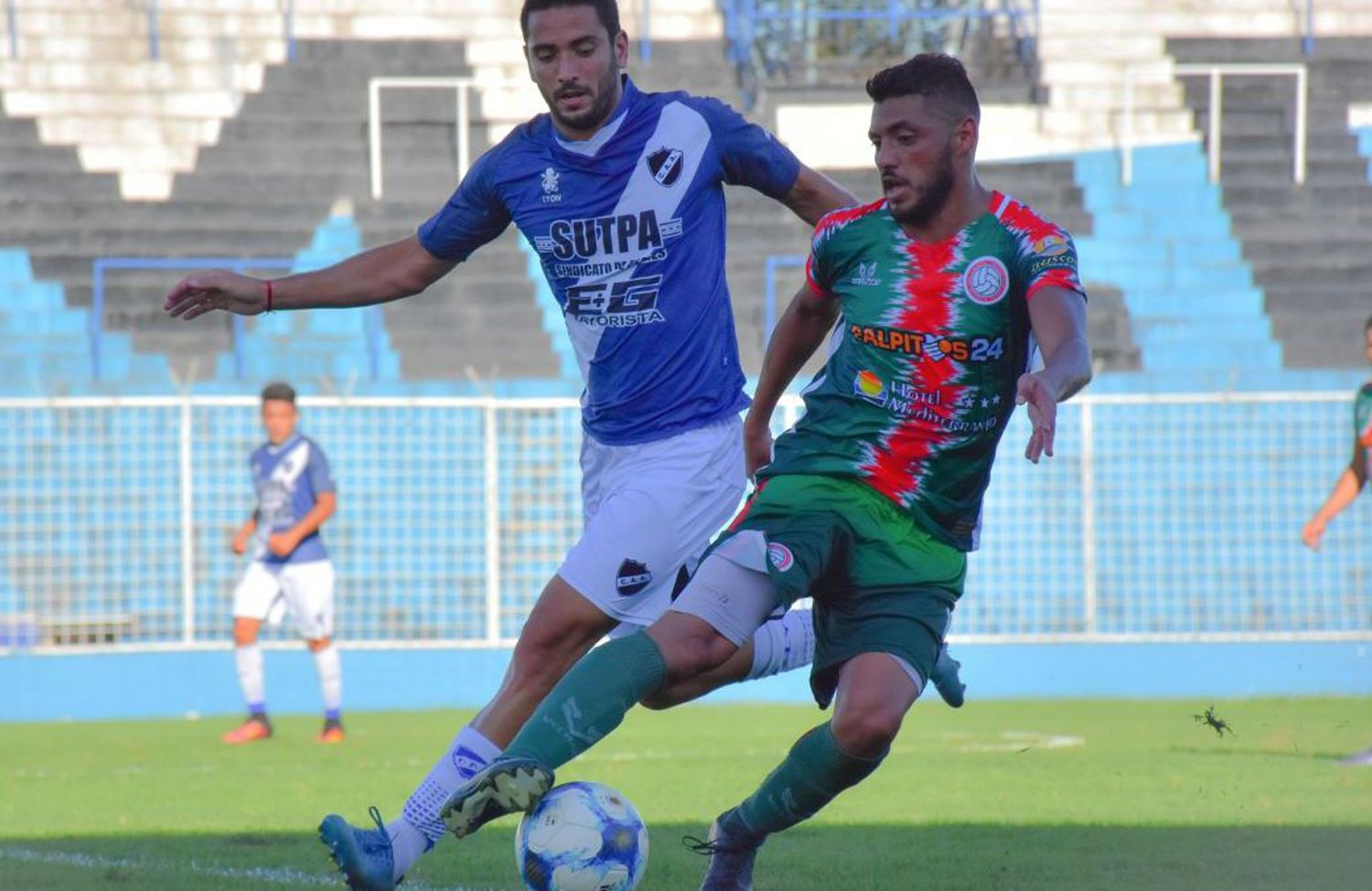 Alvarado trajo un empate de Tucumán