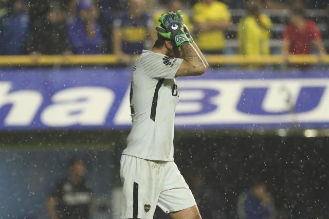 Boca y los arqueros: la duda entre Agustín Rossi y Guillermo Sara 