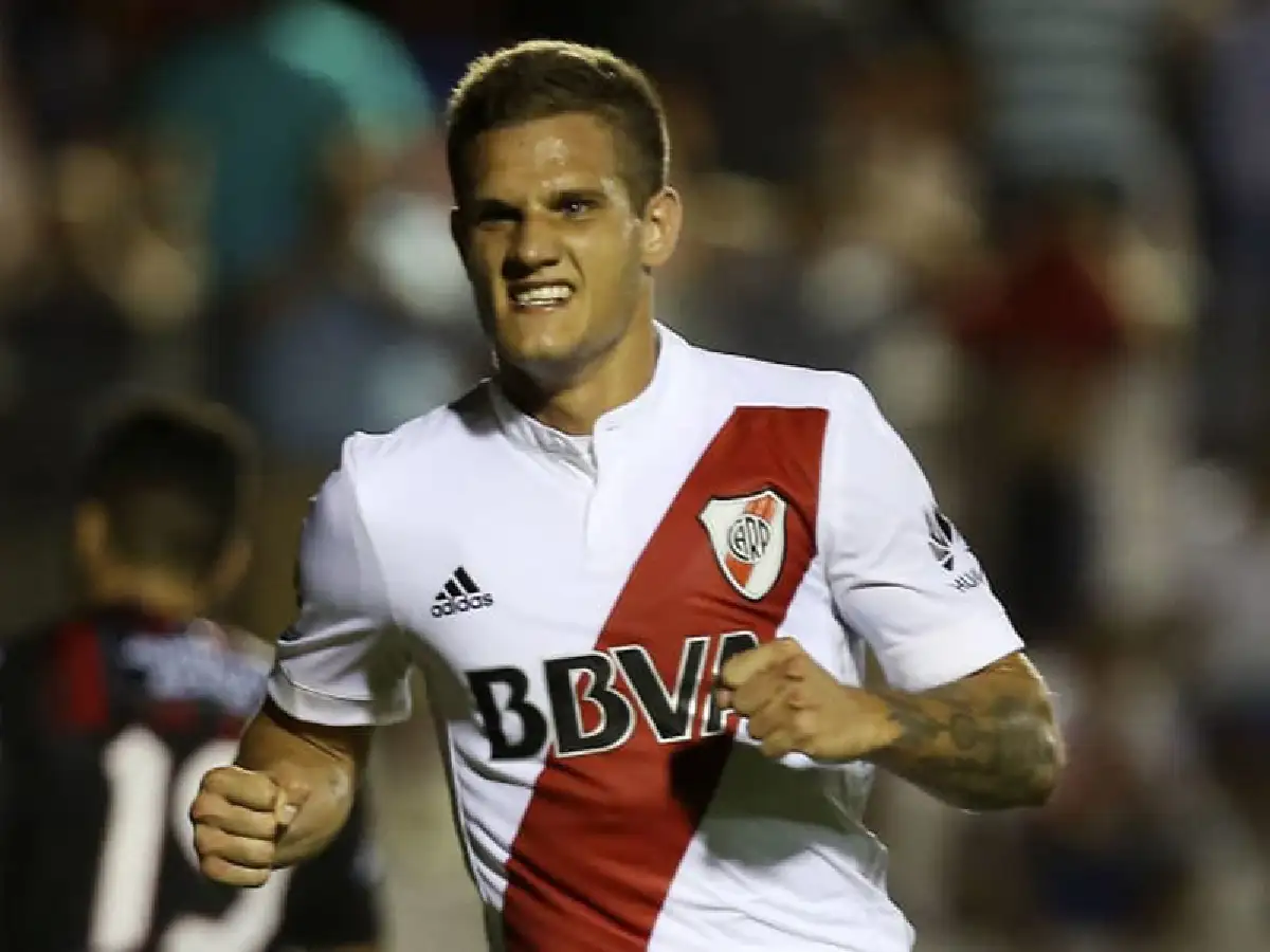 Problemas para River