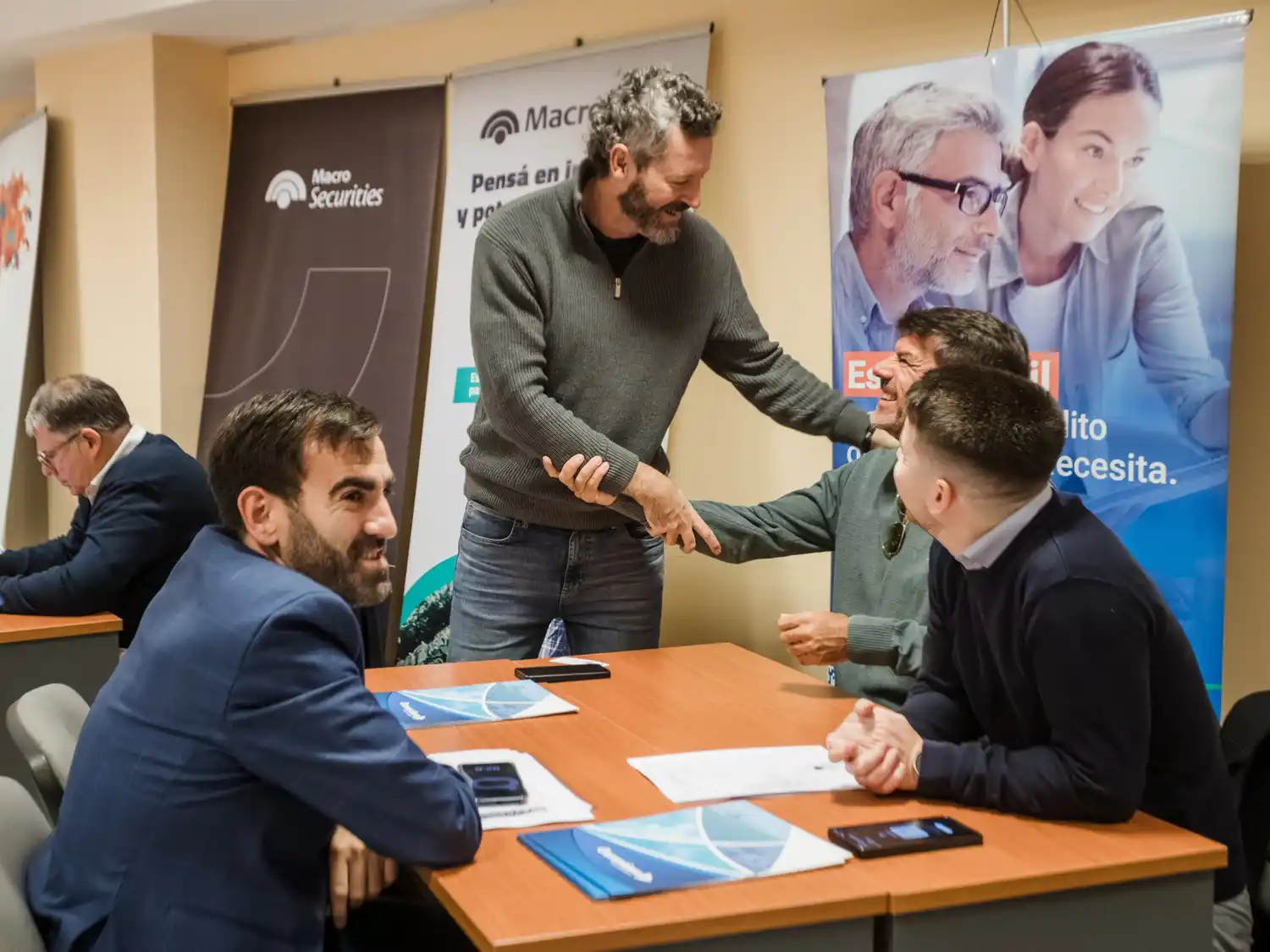 Participaron representantes de Banco Nación, Banco Provincia, Galicia, ICBC, Macro, Hipotecario y Patagonia, entre otros.