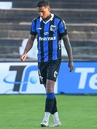 ¿Quién era Juan Izquierdo, el jugador uruguayo fallecido tras una arritmia?