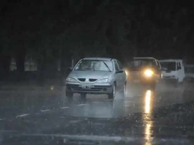 Se renovó el alerta meteorológico para la Provincia por tormentas fuertes