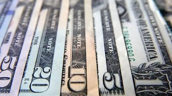 Pese a menor liquidación del agro, el dólar retrocedió hasta los $ 15,22