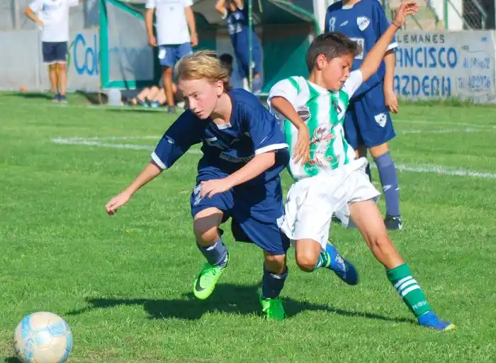 Amanece el torneo y los chicos  apuntan los rivales a vencer