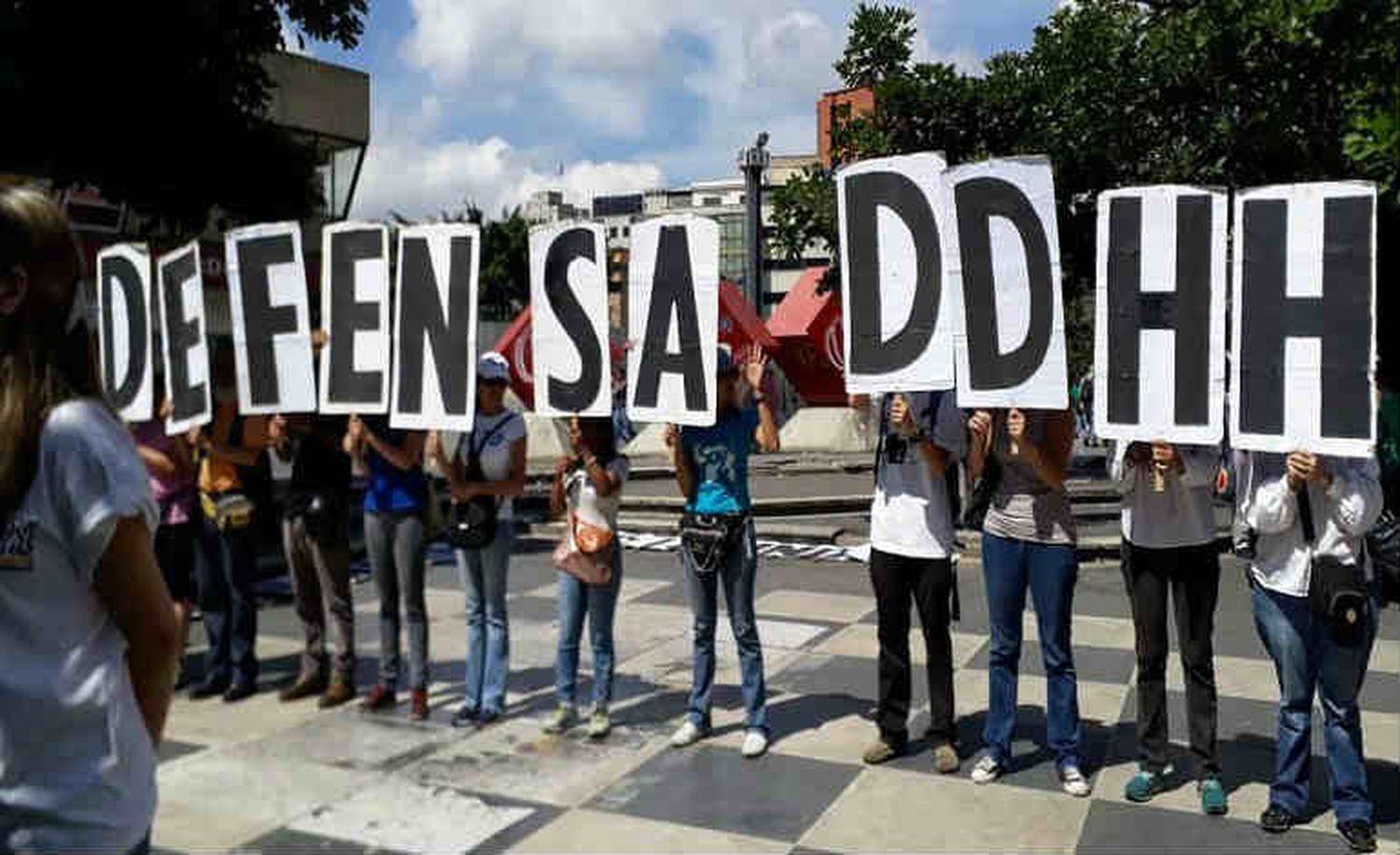 En febrero se registraron 28 ataques contra defensores de DD.HH. en Venezuela