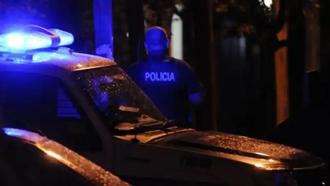 Una taxista fue asaltado a punta de pistola en Rosario