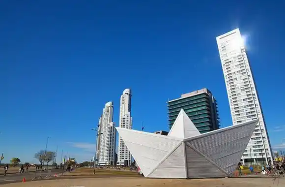 Violento asalto a un hombre en Puerto Norte: le dispararon para robarle la camioneta