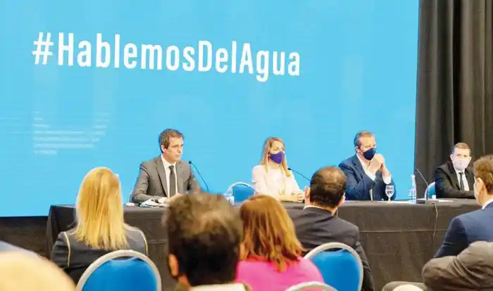 �SHablemos del agua⬝ camina hacia la ley de acceso al agua y saneamiento