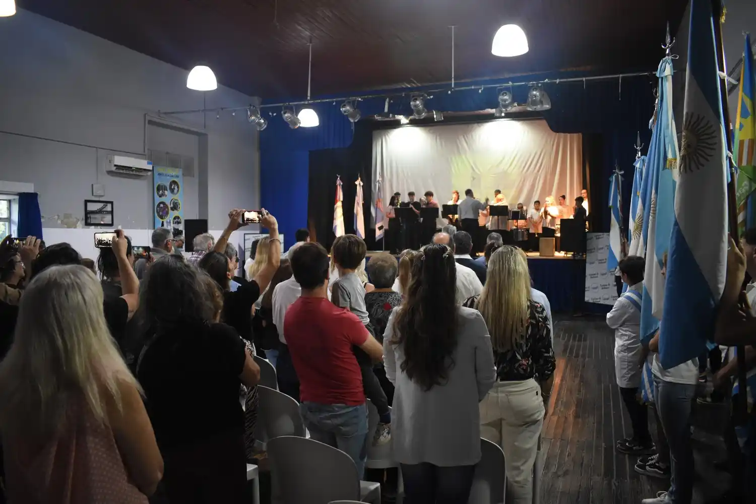 El acto protocolar se desarrolló este miércoles 27, fecha que conmemoran su aniversario. Foto: Gentileza.