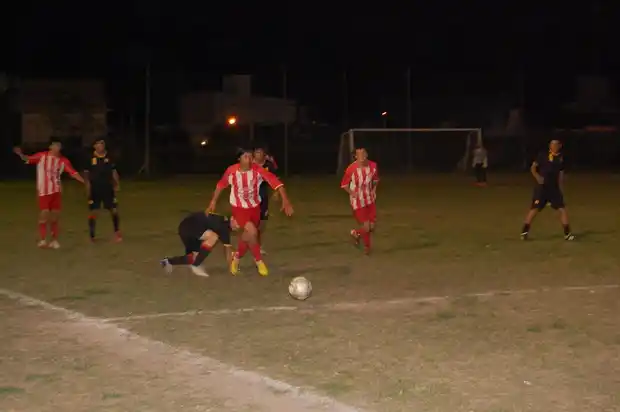 Fútbol de Ascenso. Black River en los penales se quedó con el segundo puesto en la general