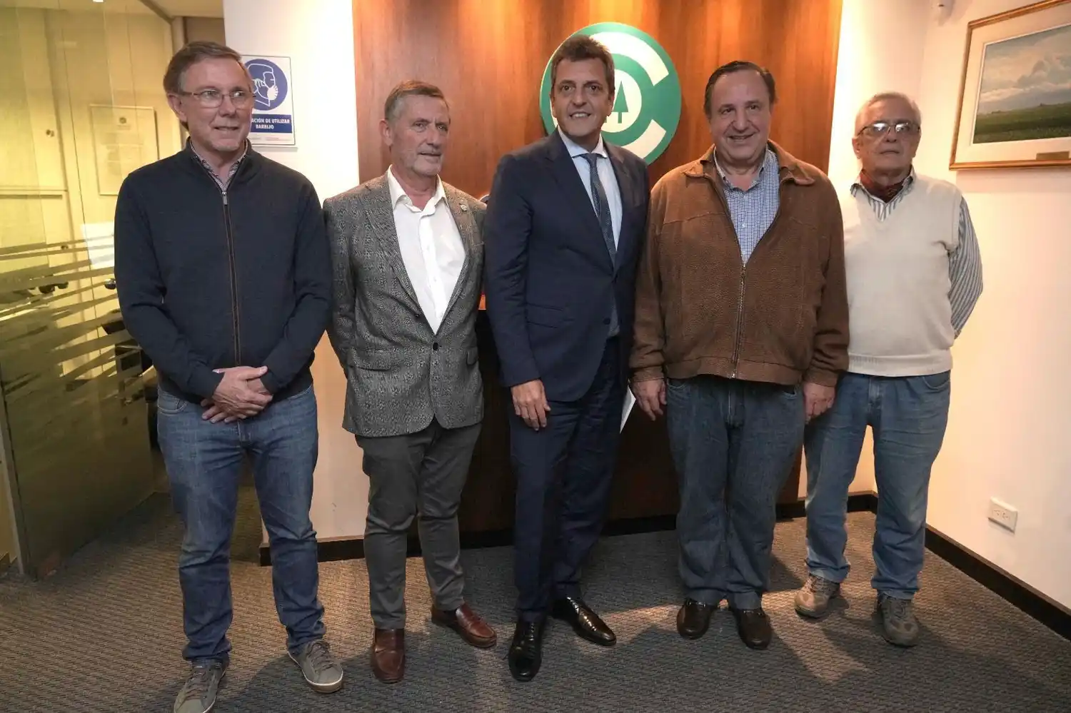 Anuncian aportes por $ 1.000 millones para siembra de cooperativas