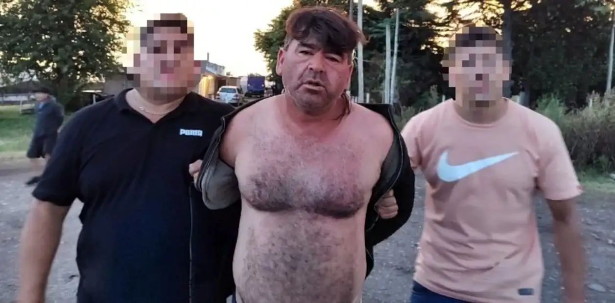 Juan Carlos "Chino" Segovia (45), detenido por el femicidio de Camila Mendoza (24), en Lisandro Olmos, La Plata.