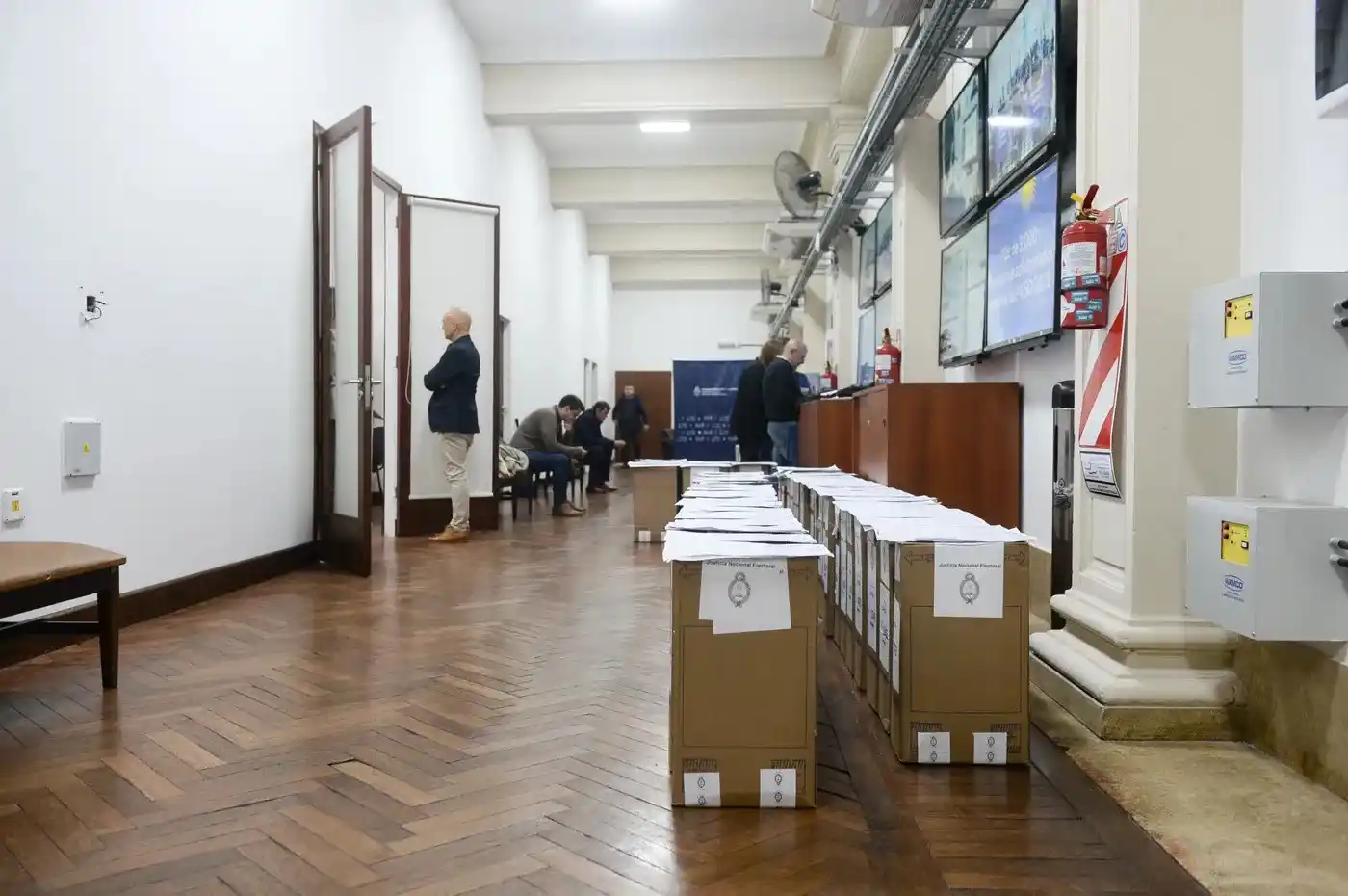 Juzgado Electoral en calle 8 y 50 en La Plata.