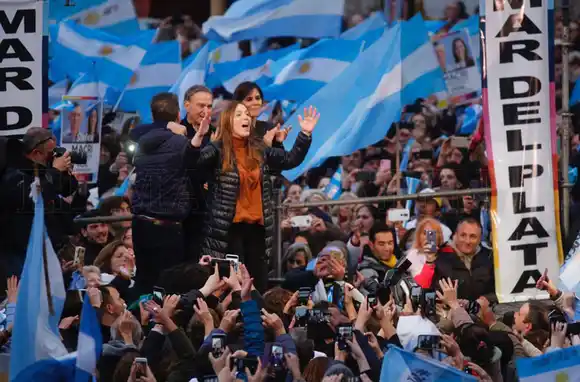 Vidal: “El domingo vamos a defender cómo queremos vivir los próximos cuatro años”