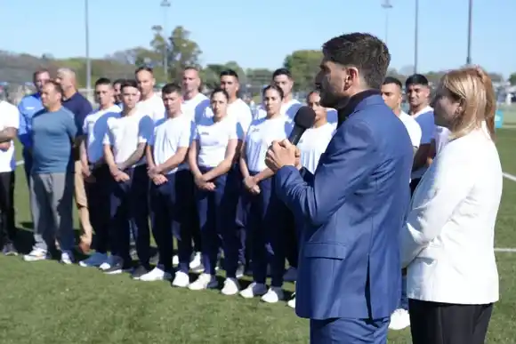 La provincia presentó en Rosario un seleccionado deportivo compuesto por policías y penitenciarios