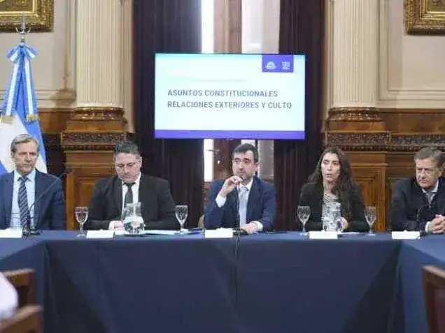 Senado: la creación de una comisión sobre
la cuestión Malvinas continuará en asesores