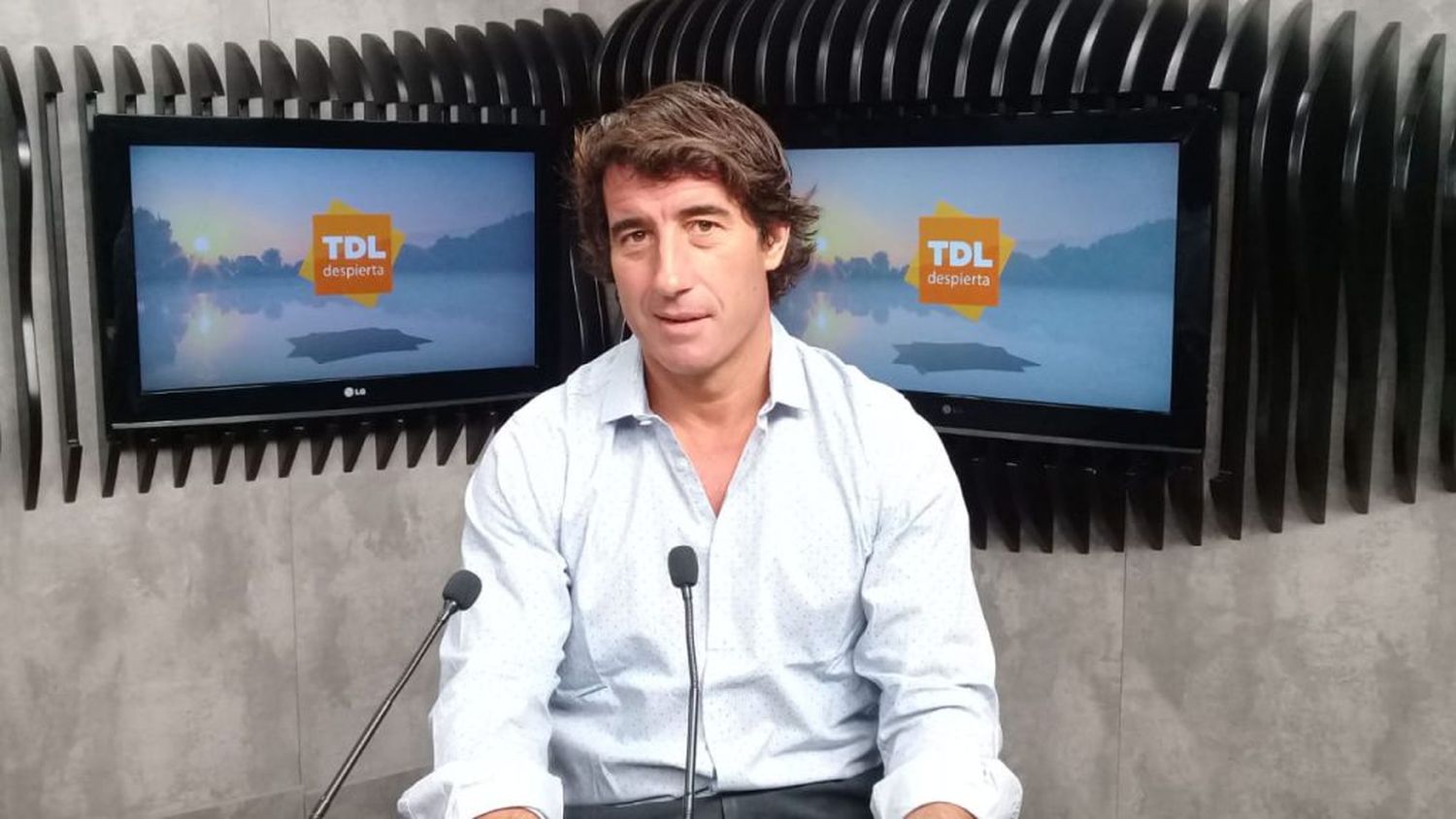 Cdor Matias Civale en el desayuno de Tandil Despierta