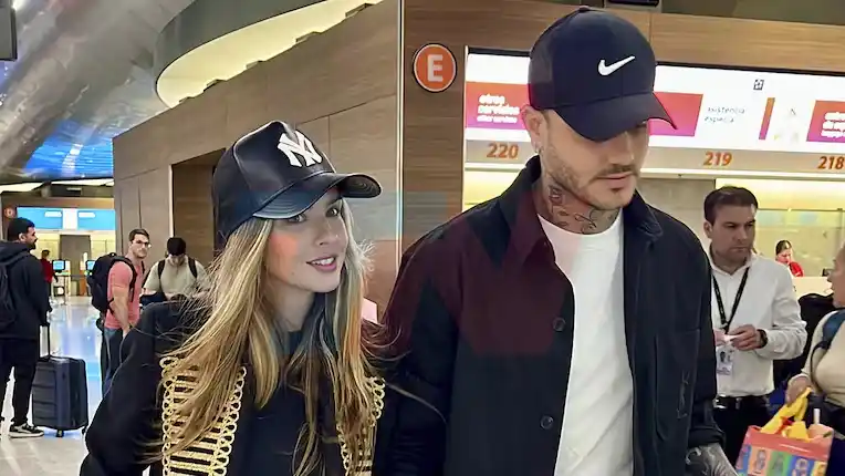 La China Suárez y Mauro Icardi, juntos en el aeropuerto.