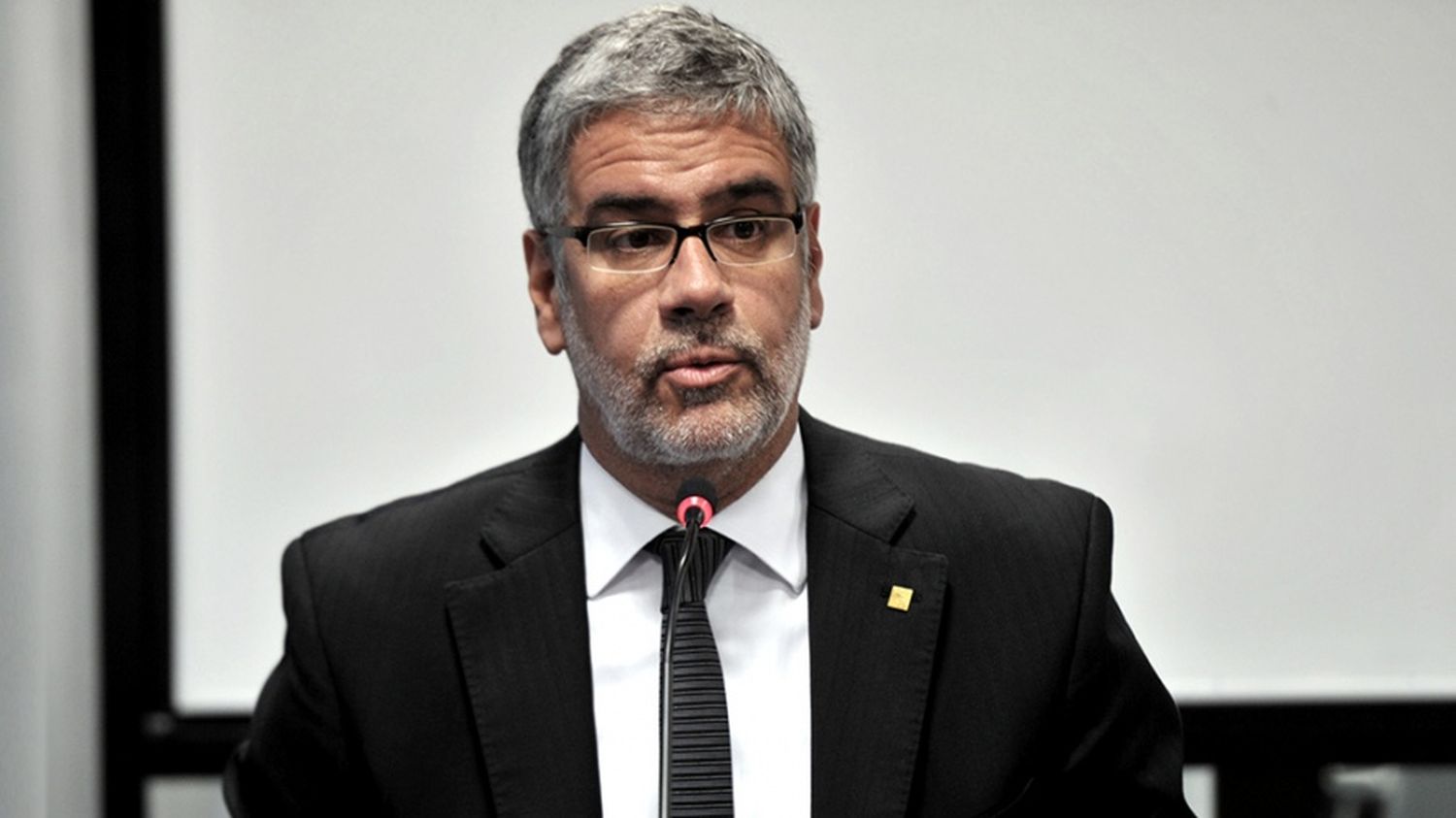 Avanzan para definir los cortes cuidados y la canasta escolar