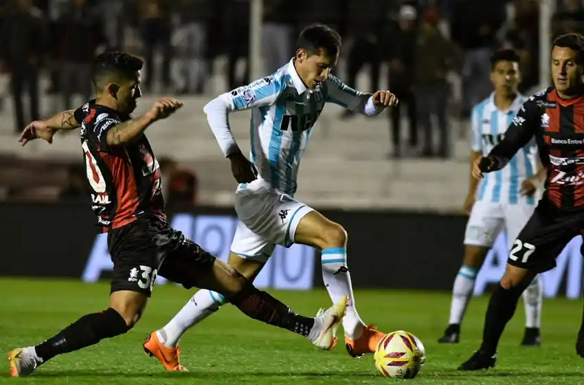 Con suplentes, Racing fue contundente en Paraná