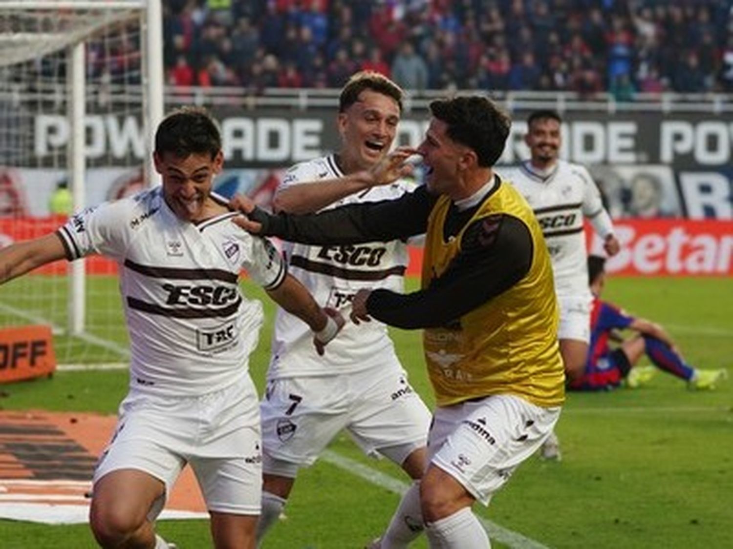 Platense finalista