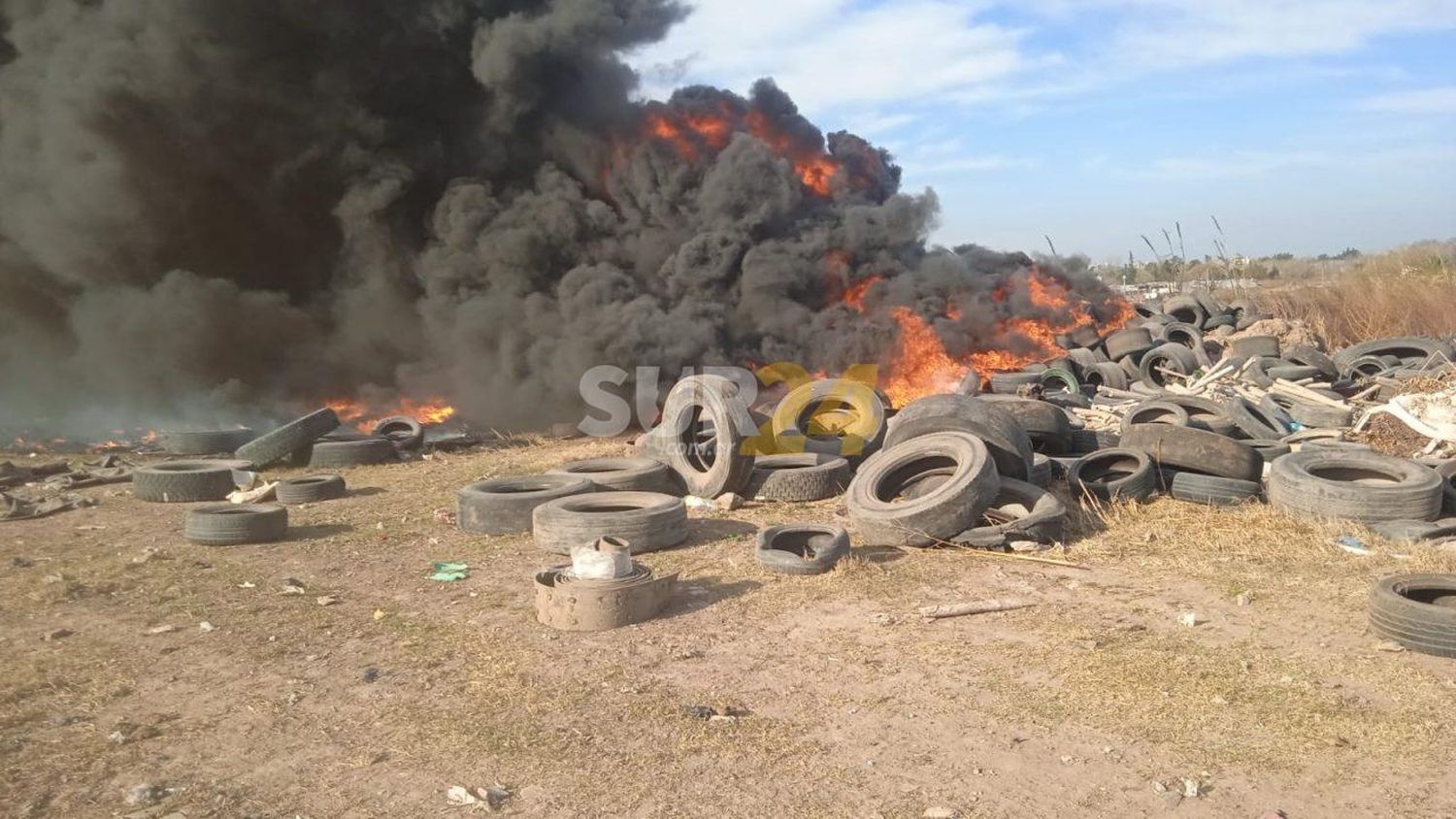 Importante incendio en el basural y accidente de moto en la tarde venadense