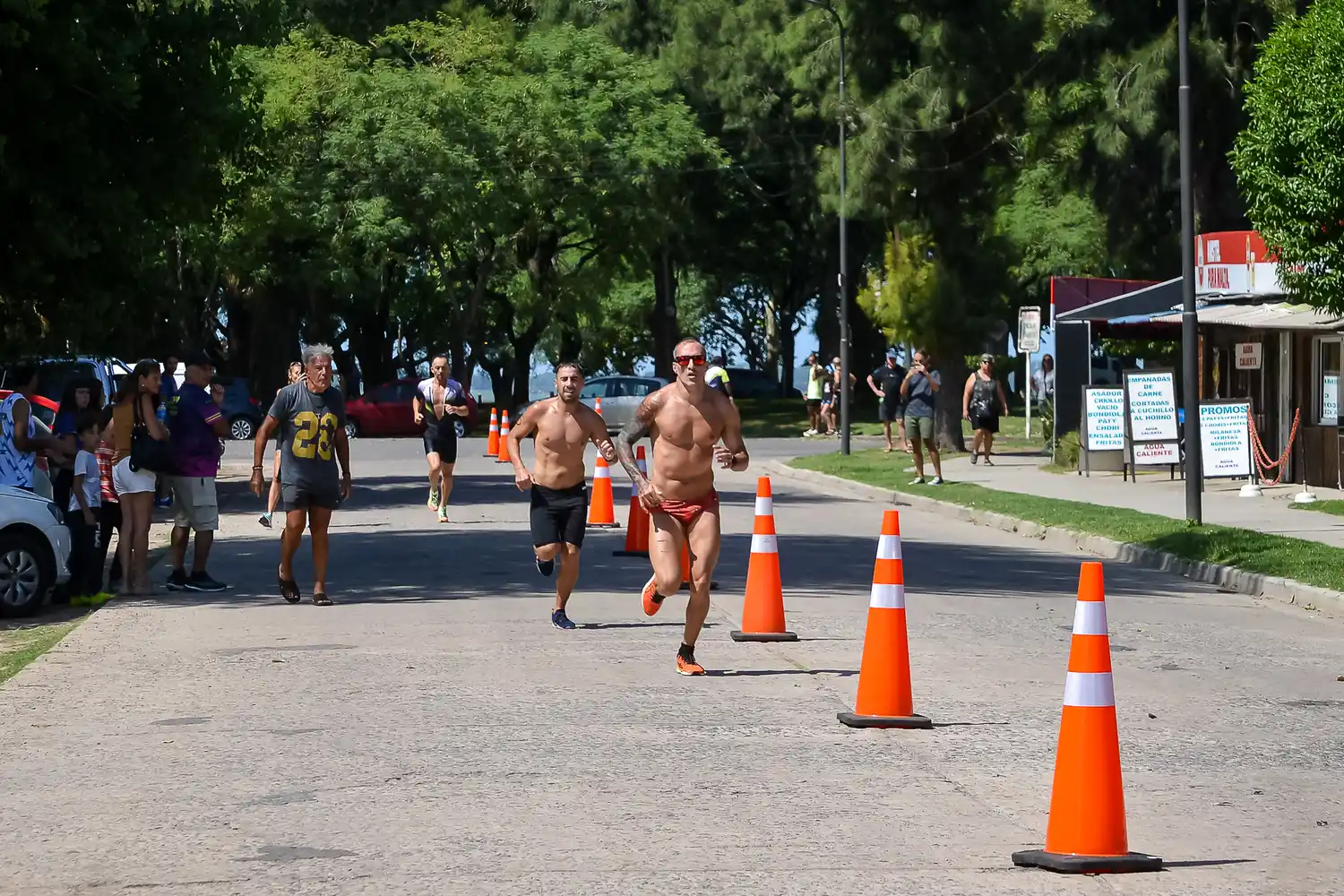 Participantes de diversas localidades estarán presentes en el acuatlón