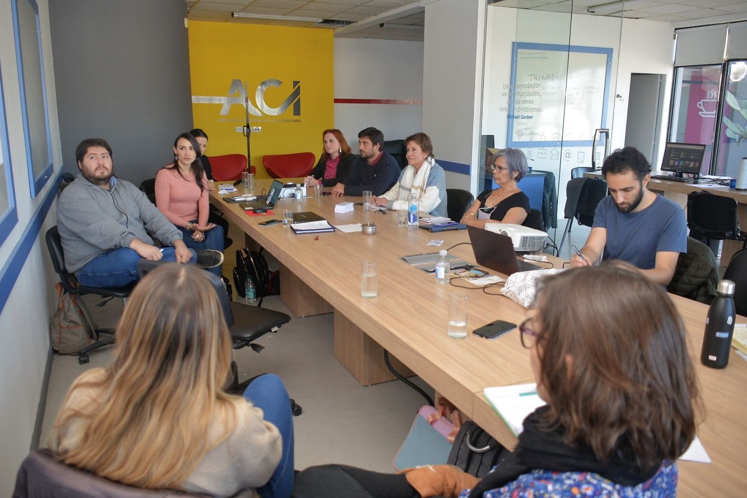 Continúan los trabajos por el posicionamiento del queso banquete a través de un programa internacional