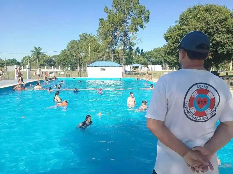 Actividades para el fin de semana: clase de cocina 
en Laguna Oca, Guaycolec y camping de Herradura