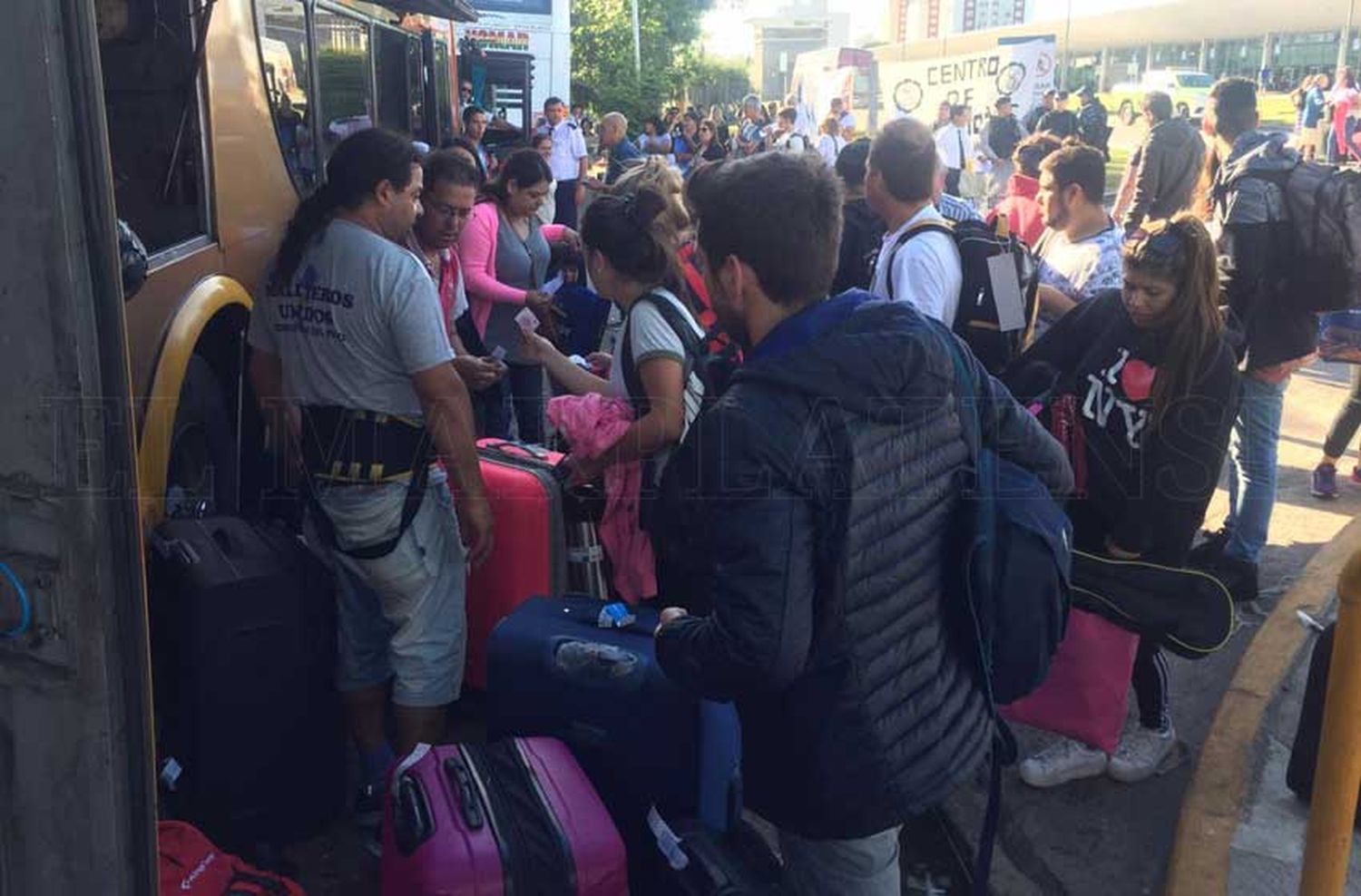 Conflicto en la terminal: no hubo acuerdo y seguirá bloqueada