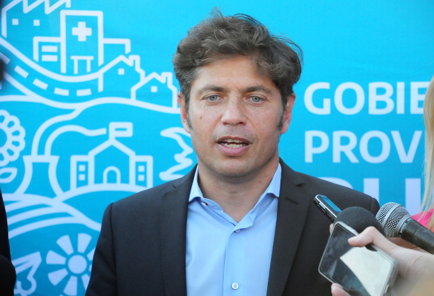 Kicillof encabeza una misión comercial en Brasil