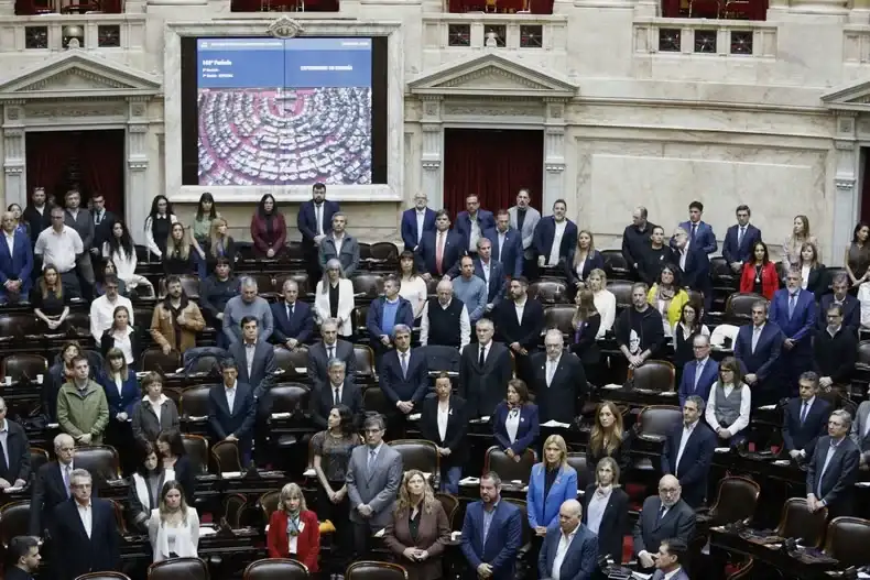 La oposición no llegó al quórum - 2