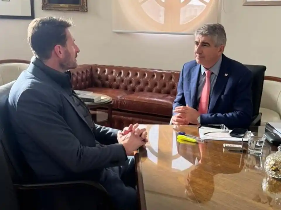 Gonzalo Aira y Fabián Bastía se reunieron para avanzar en obras y proyectos clave en San Vicente