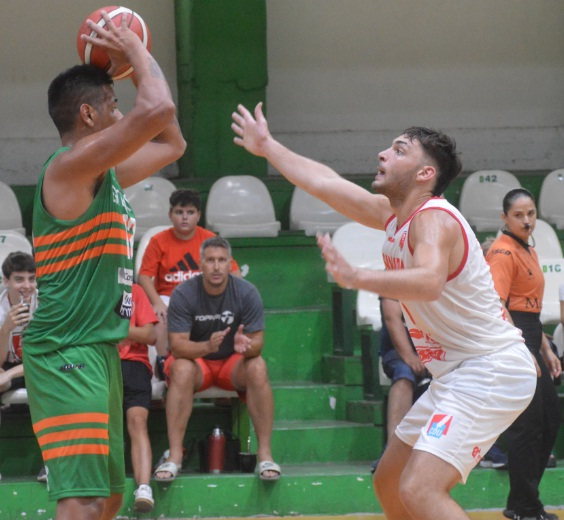 Estudiantes cayó, como local, ante Rocamora