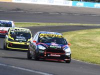 Melo ganó serie más rápida y se aseguró la pole
