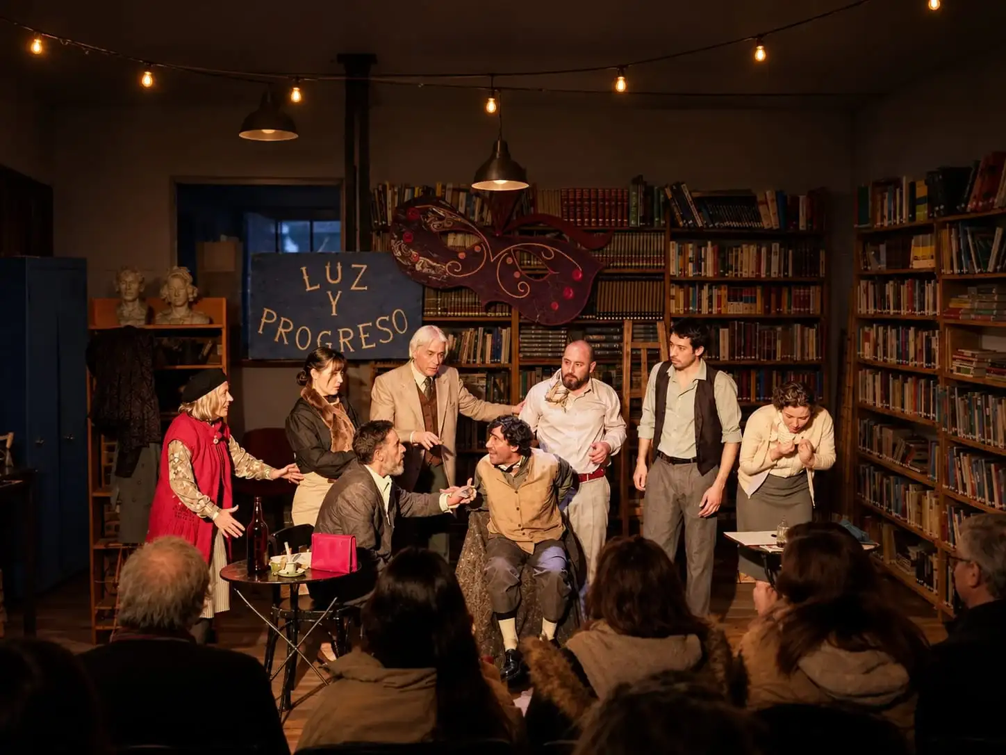 Obra de Teatro - 2