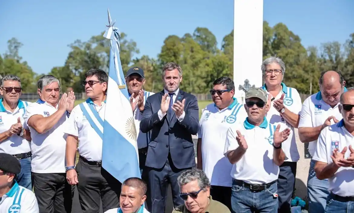 Achával: "Las Malvinas nos unen en un sentimiento claro y profundo en todo el suelo nacional"