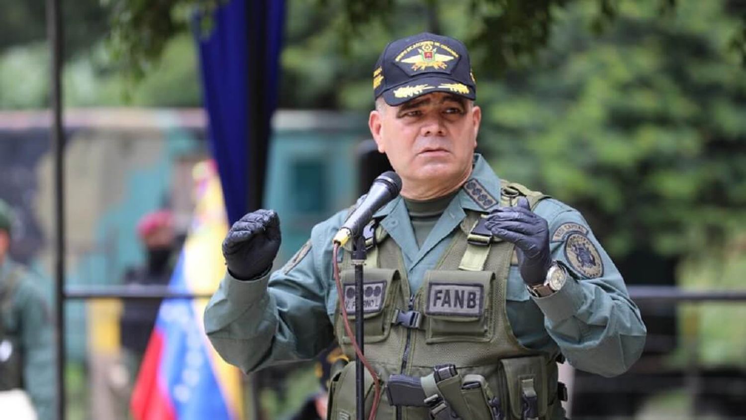 PADRINO LÓPEZ desmarca a la FANB del llamado de Edmundo González: lo tildan de CÍNICO, payaso y más (+Video)