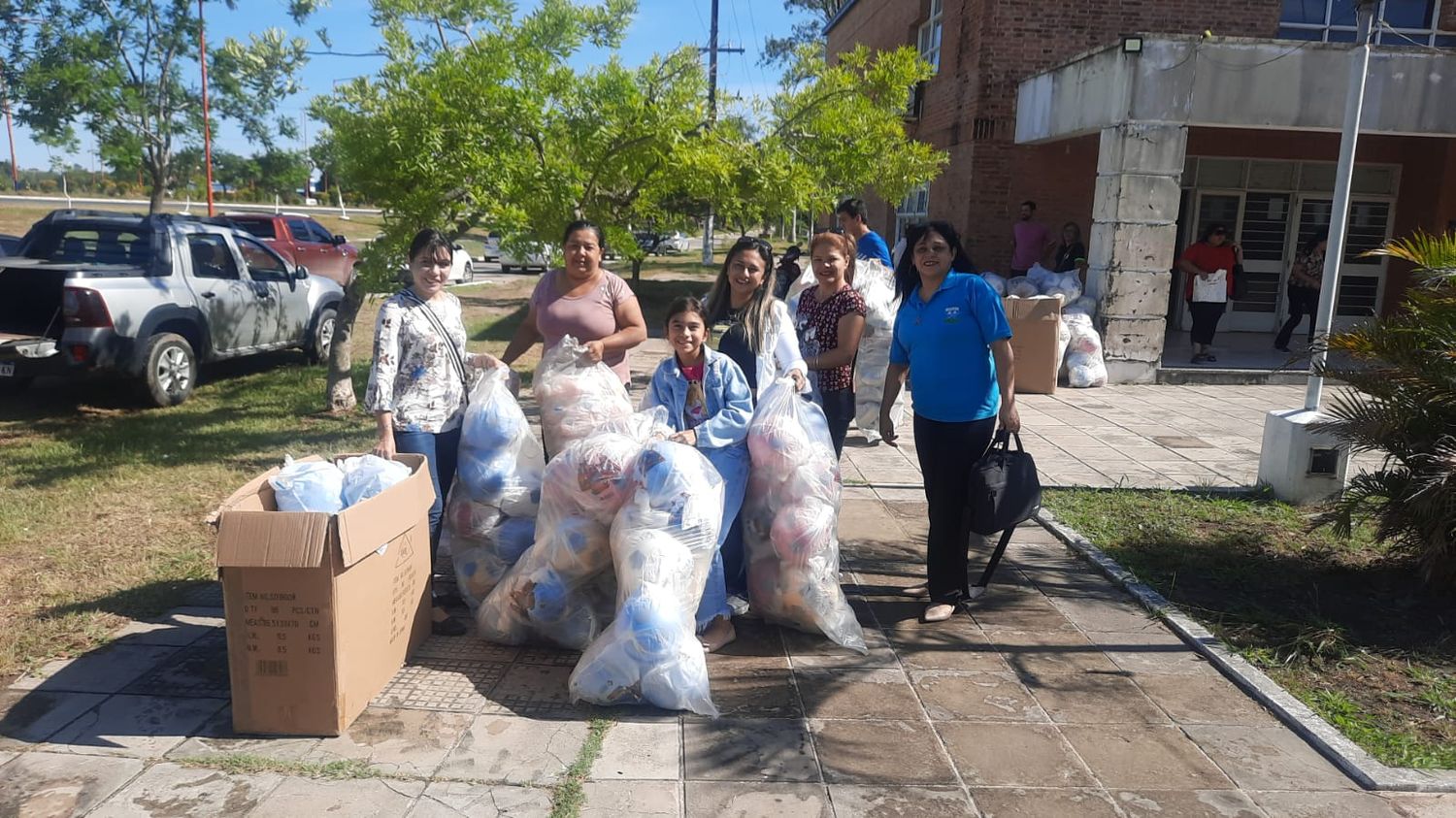 Día de Reyes: comenzó la distribución de los juguetes a las escuelas para ser entregados