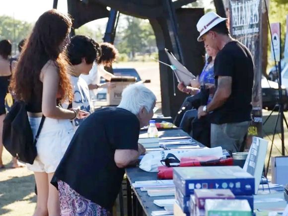 Denunciaron penalmente a Stoppello y Gaillard por los $179 millones entregados para organizar ferias del libro