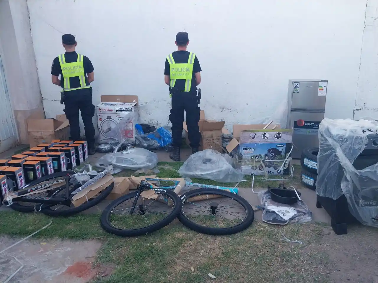 RN34: intentó “convencer” a la policía al ser descubierto con electrodomésticos sospechosos