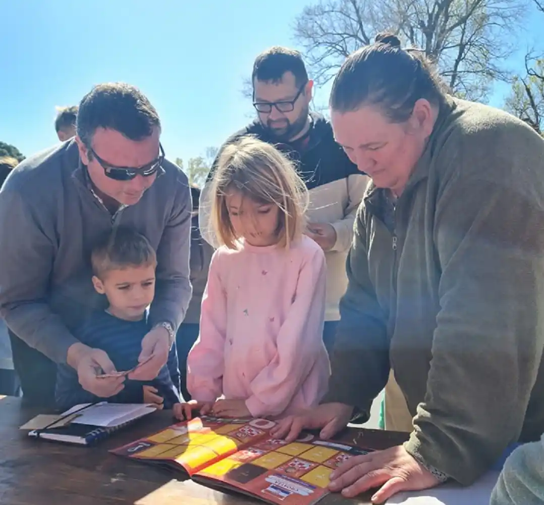 “Venite al Parque” se sumó al boom de las figuritas del Mundial 2022