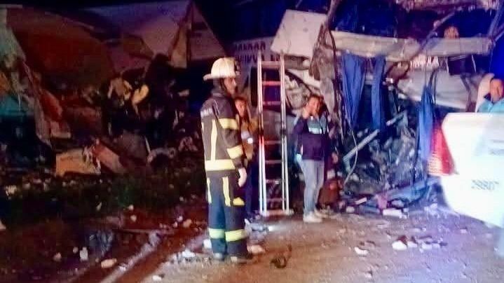 En el lugar trabajan SAME, Bomberos Voluntarios, Policía de Seguridad Vial y Policía de Seguridad.