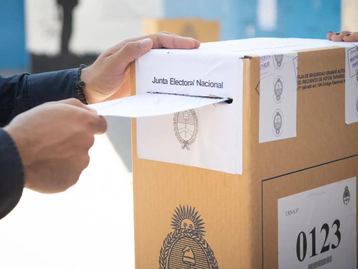 Cuestionó la falta de institucionalidad, el desorden en el armado peronista y alertó por el bajo interés ciudadano.