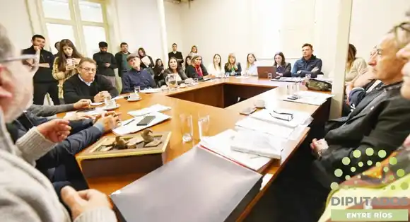 Impulsan ley para rescatar culturas chaná y charrúa en Entre Ríos