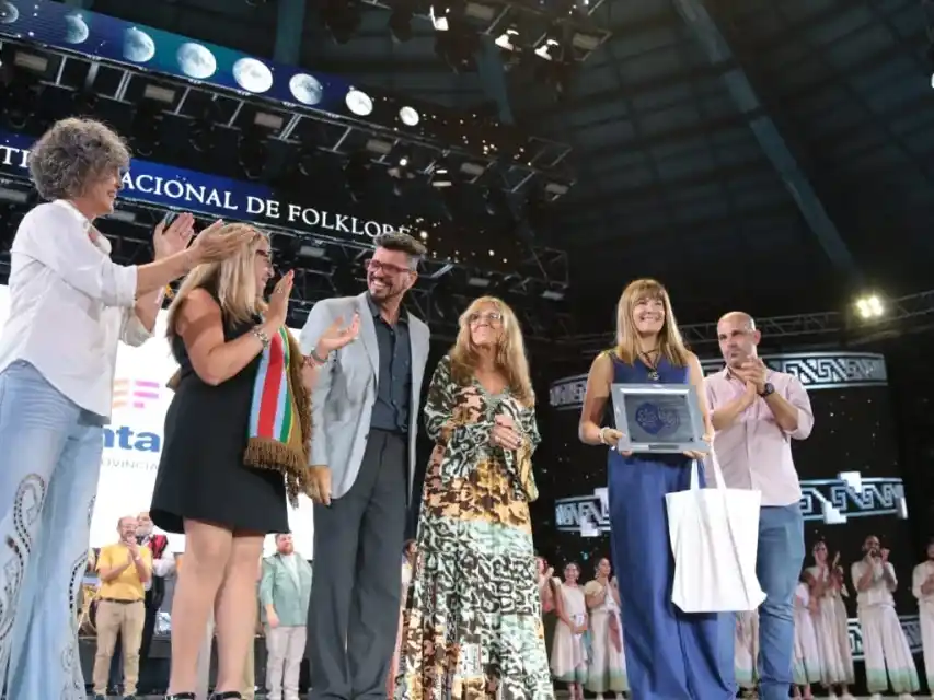 La ministra de Cultura, Susana Rueda, destacó la importancia de mantener vigente la cultura como identidad de los pueblos.