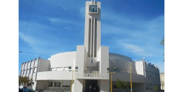 Becas municipales en Chaves
