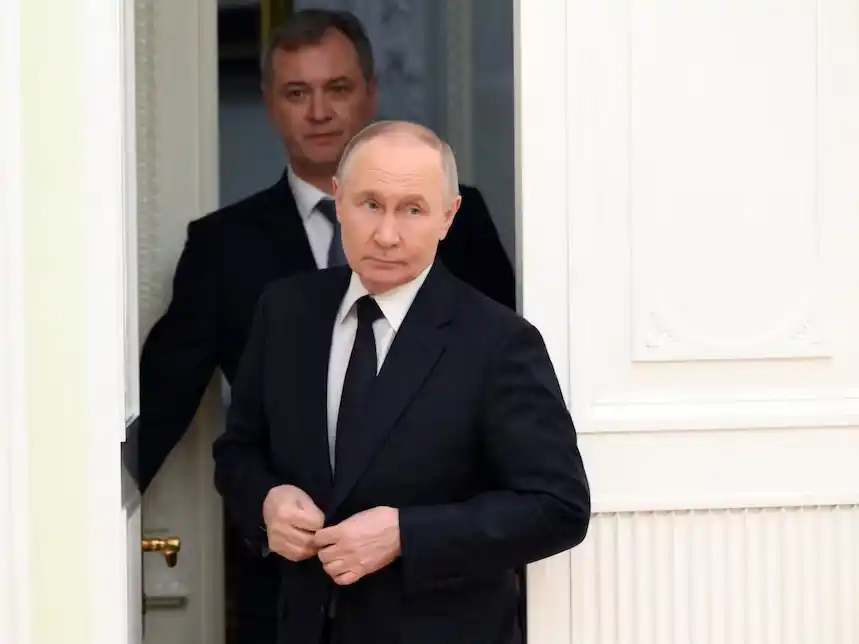 Rusia se despega de Irán y analiza cómo hacer negocios con el cierre del estrecho de Ormuz