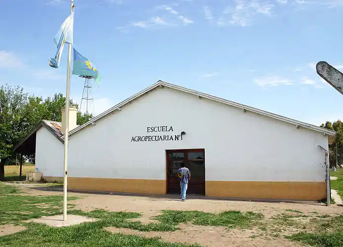 Varios casos y aislados en Ramón Santamarina