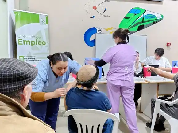 Exitosa jornada de vacunación gratuita para personas mayores de 60 años